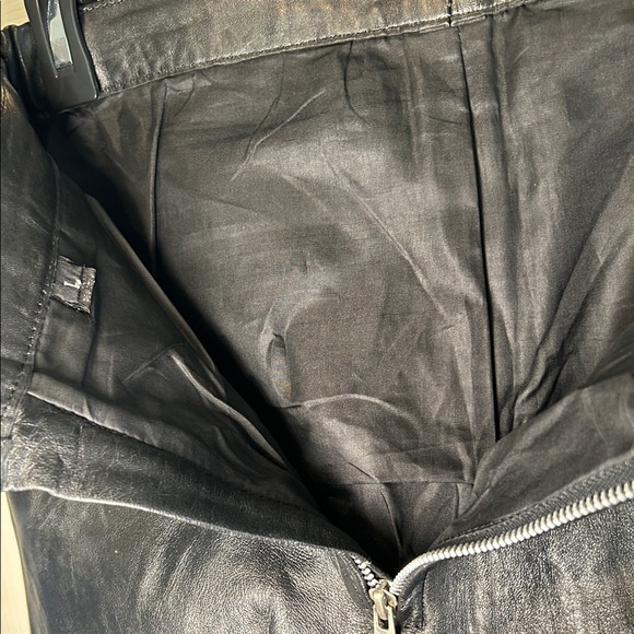 Black Leather Women's Shorts - Picture 4 of 7